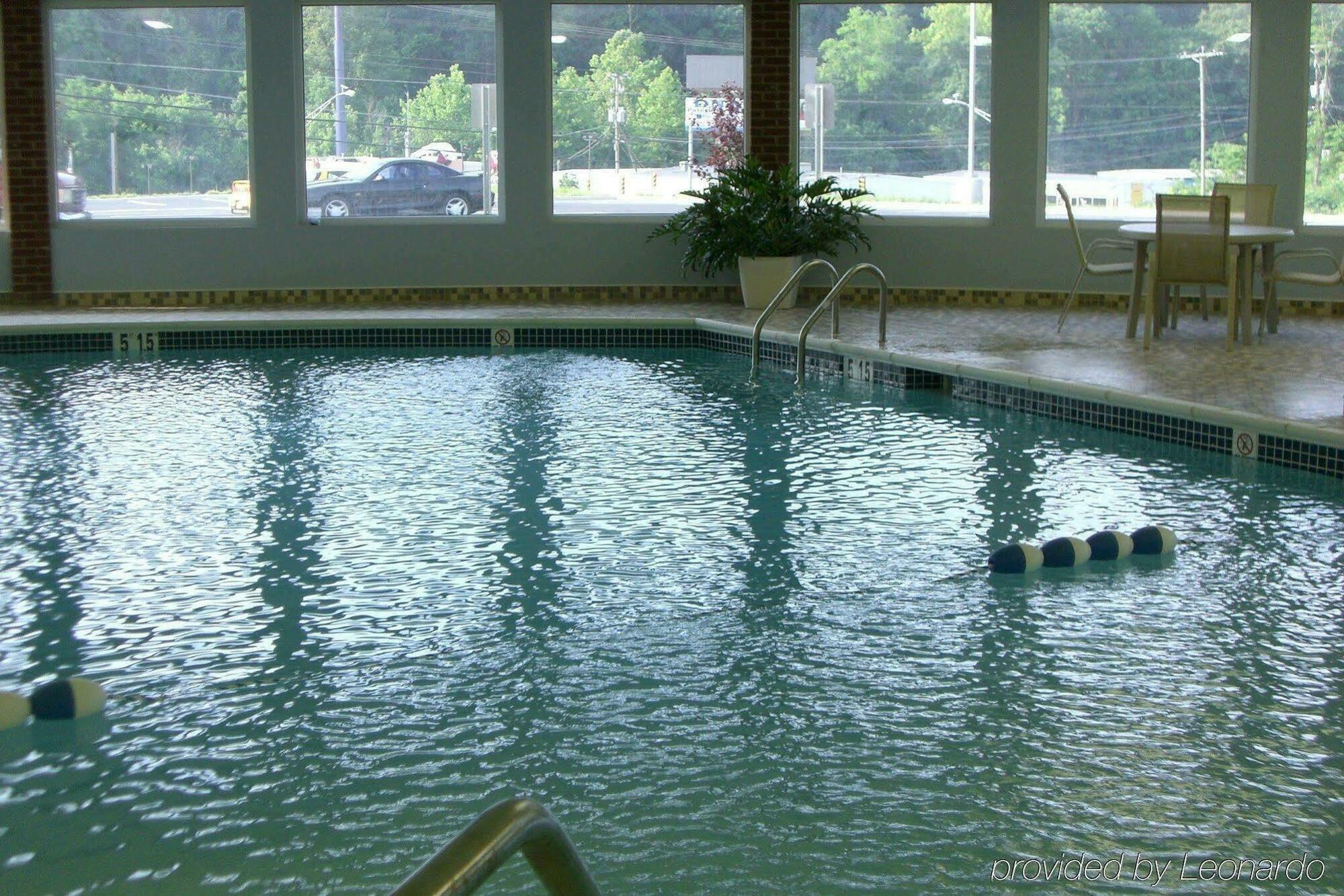 Delta Hotels By Marriott Huntington Mall Barboursville Eksteriør billede